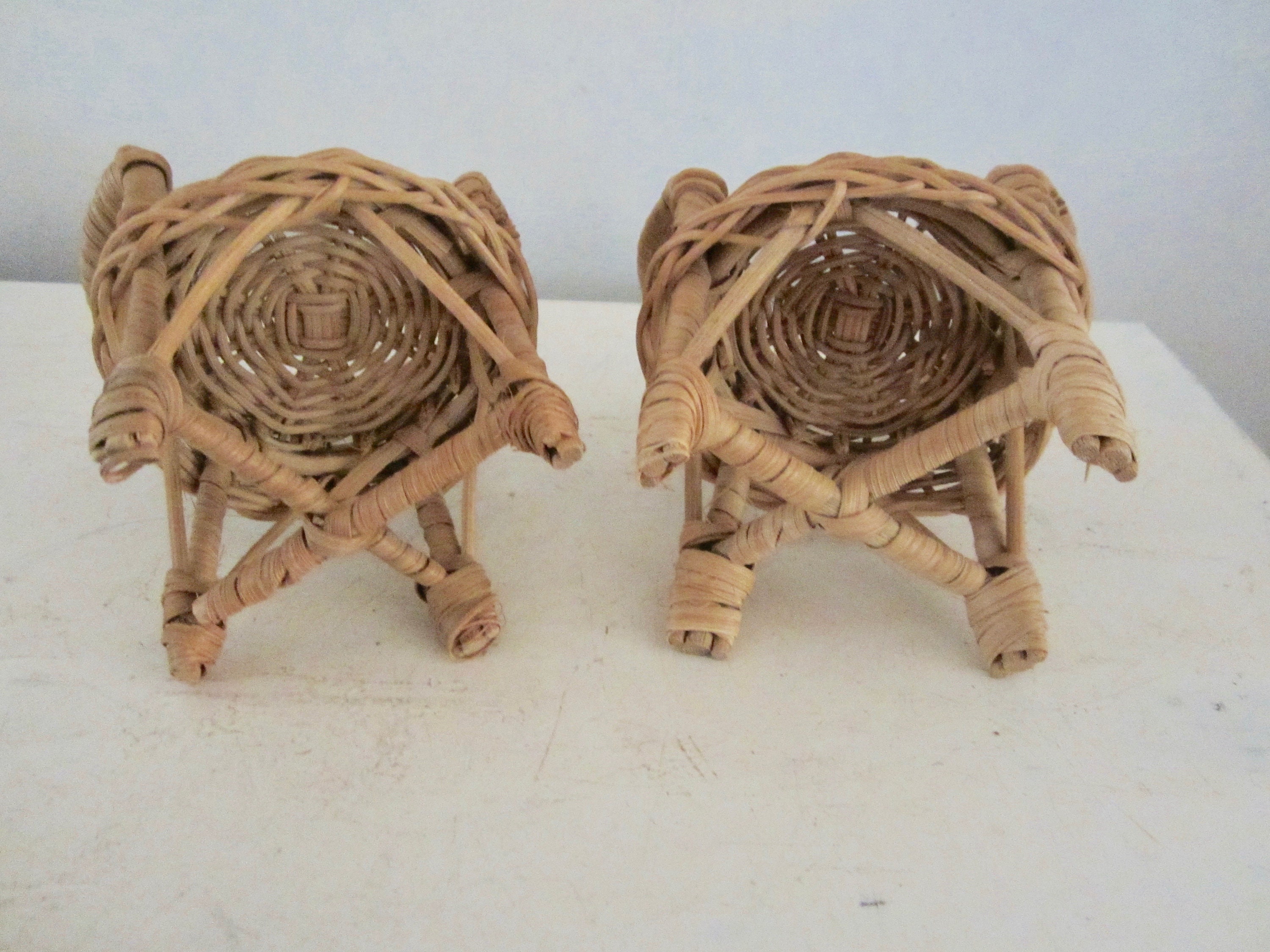 VINTAGE Wicker Furnitures Set 2 side ArmChairs & Table 3pc Etsy