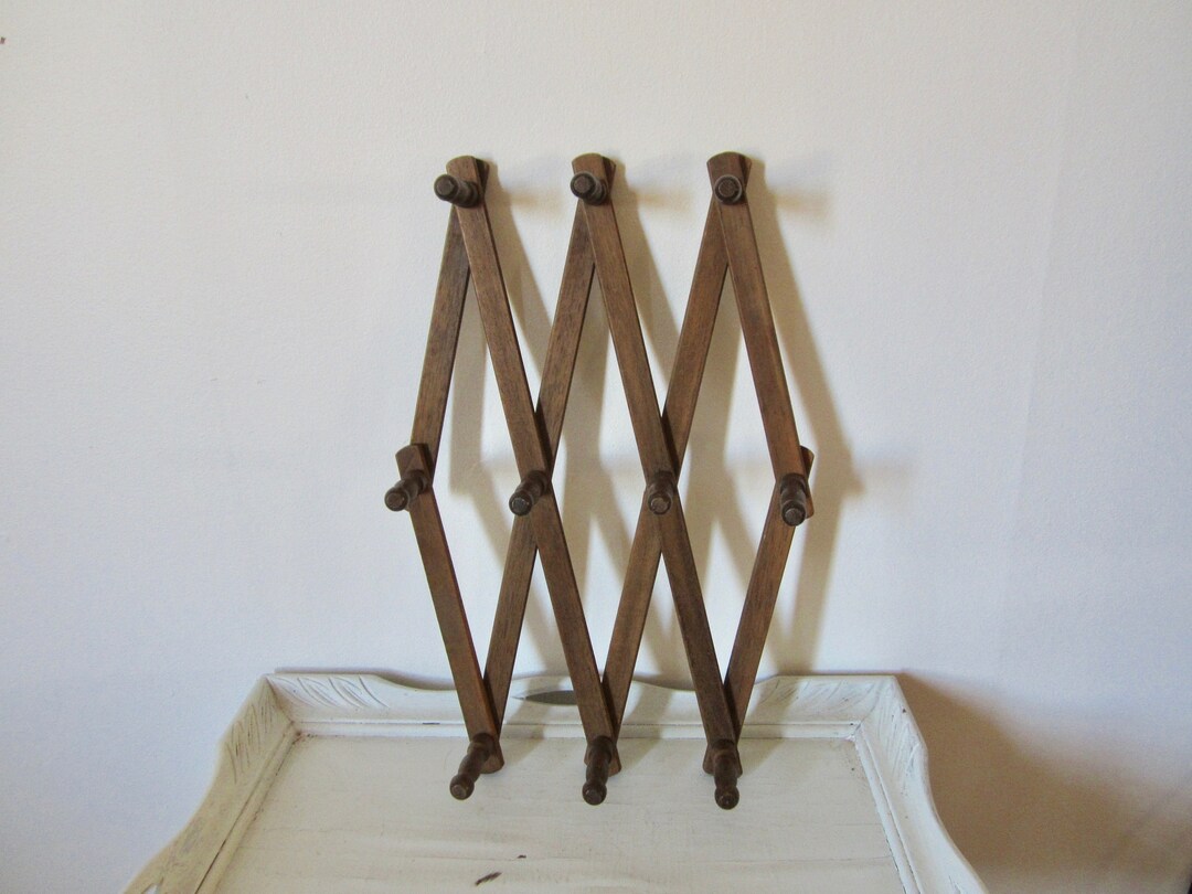 Vintage Accordion Expandable Wall Rack LARGE 10 Hook Pegs Rack Hat Dog