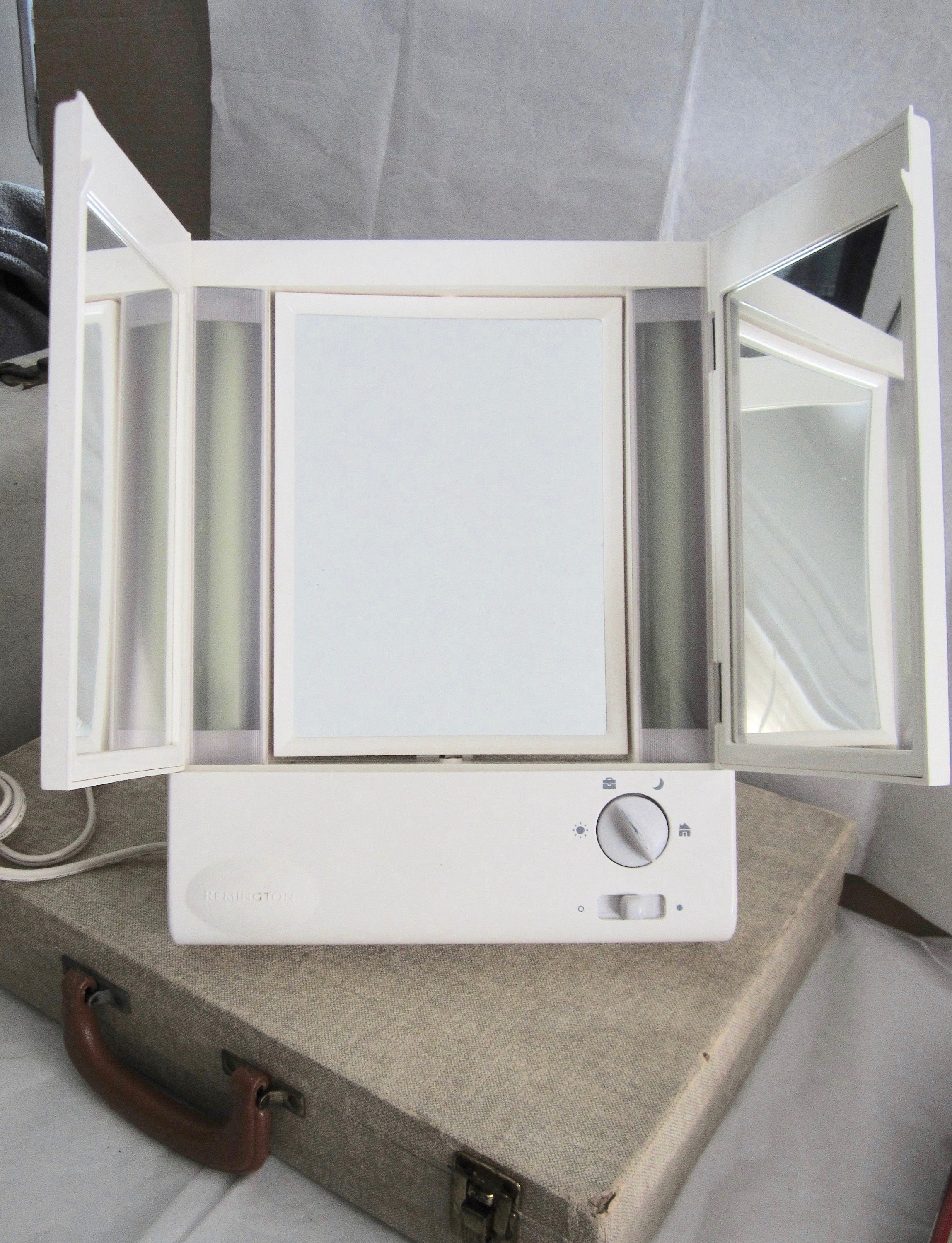 Remington makeup mirror deals