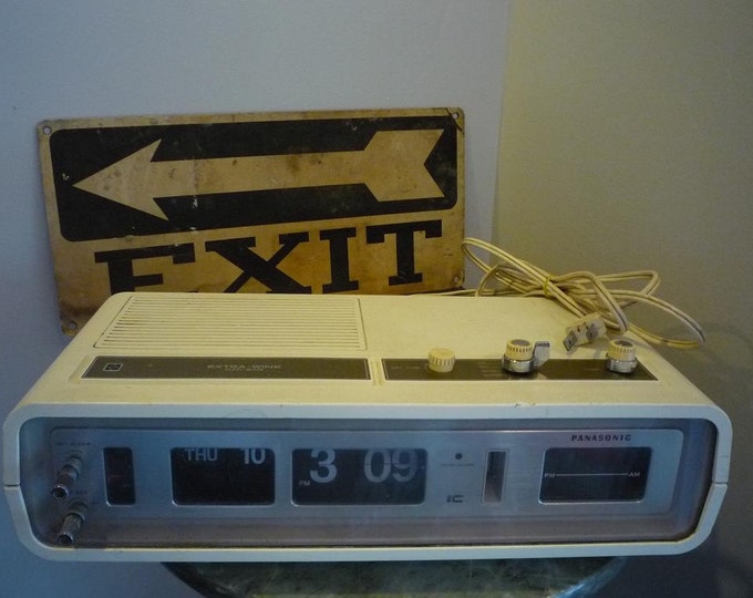 Vintage Panasonic Flip Clock Alarm Radio Date Etsy