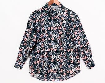 80's FLORAL cotton blouse / vintage long sleeve button up shirt / by Krazy Kat / women's size S or M