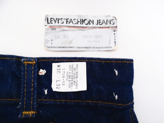 80's Levi's high waisted jeans / disco pocket emb… - image 7