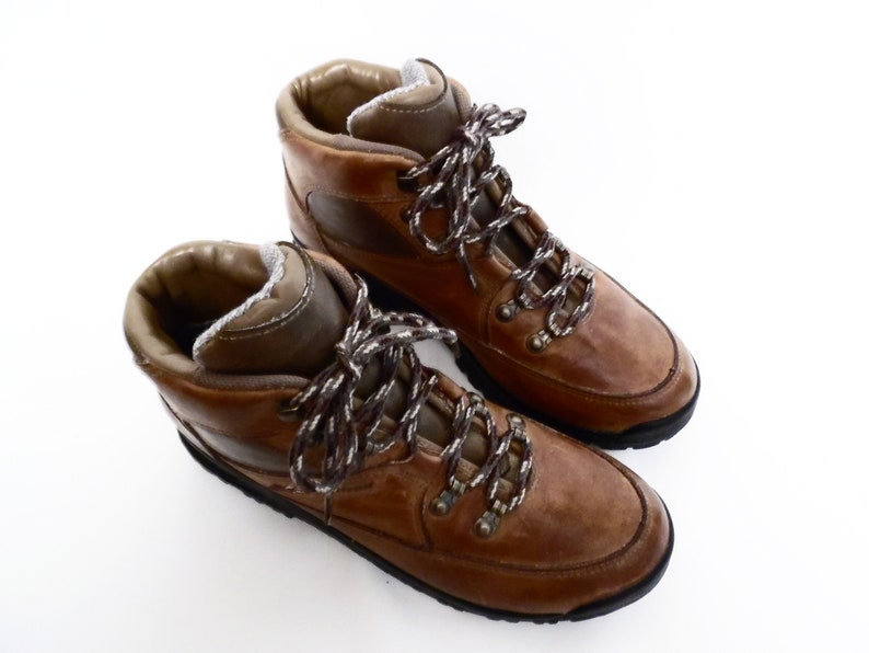 90/'s women/'s MONTRAIL hiking boots water resistant leather lace up ankle boots ladies size 7