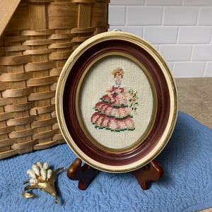 Vintage Oval Framed Victorian Lady Needlepoint