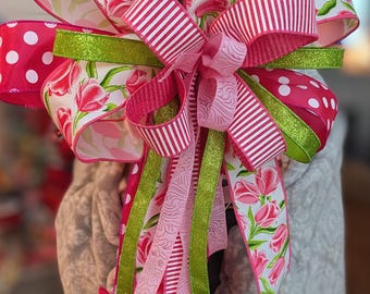 Spring Tulip Wreath Bow