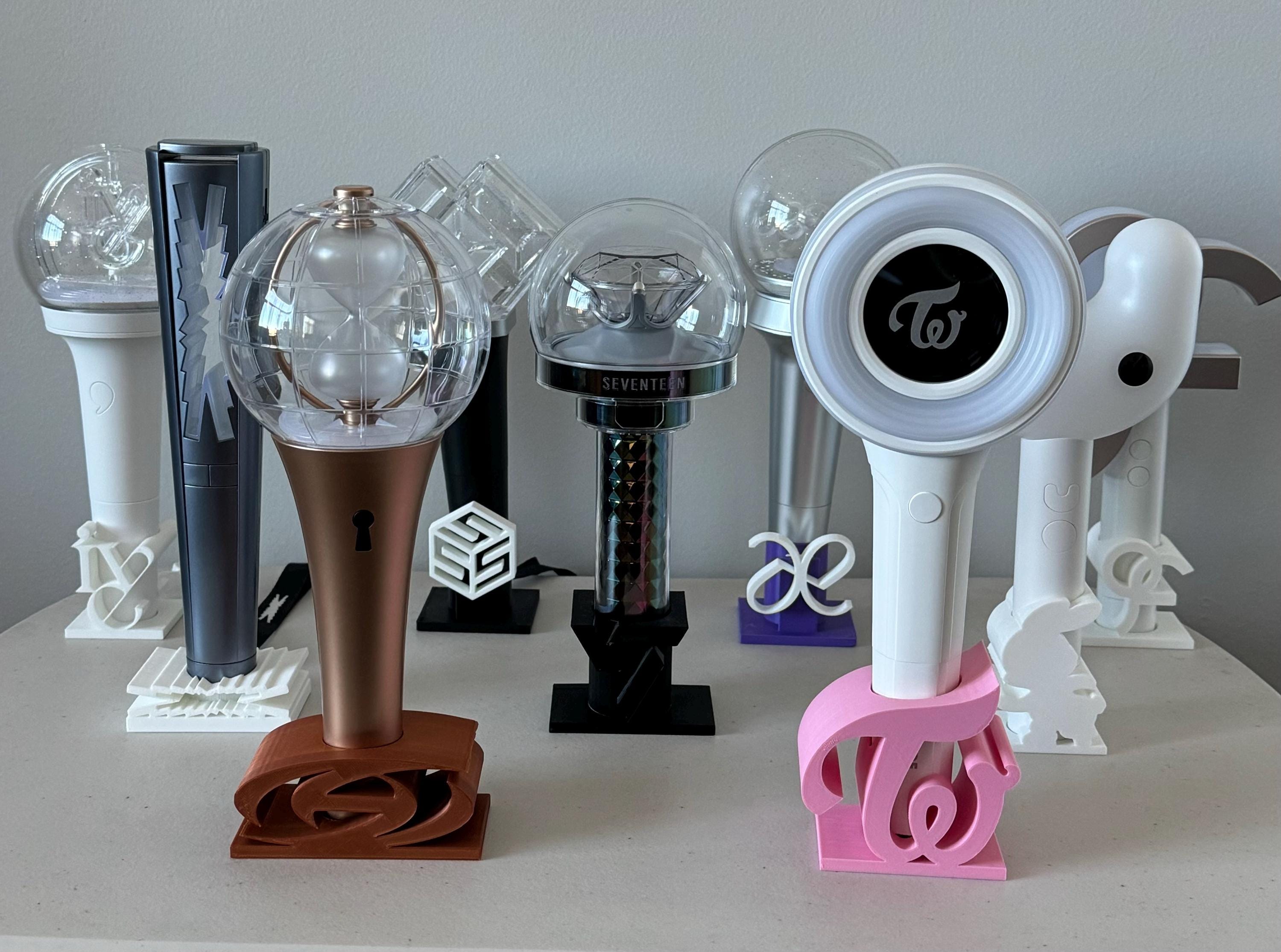BLACKPINK LIGHT STICK HOLDER ホルダー ジェニー BLACKPINK ペンライトホルダー ジェニ JENNIE - メルカリ