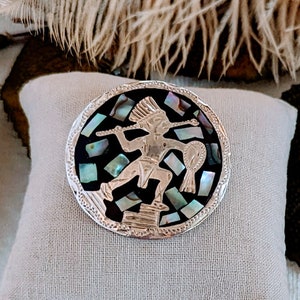 Vintage Signed Sterling Onyx Abalone Warrior Pin Pendant PN08