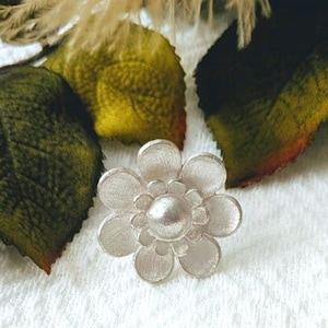 Artisan Fine Silver Brushed Flower Ring R040