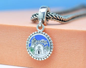 Colgante exclusivo de plata de ley con diseño de destino turístico de la Ciudad de México: ideal para pulseras y collares.