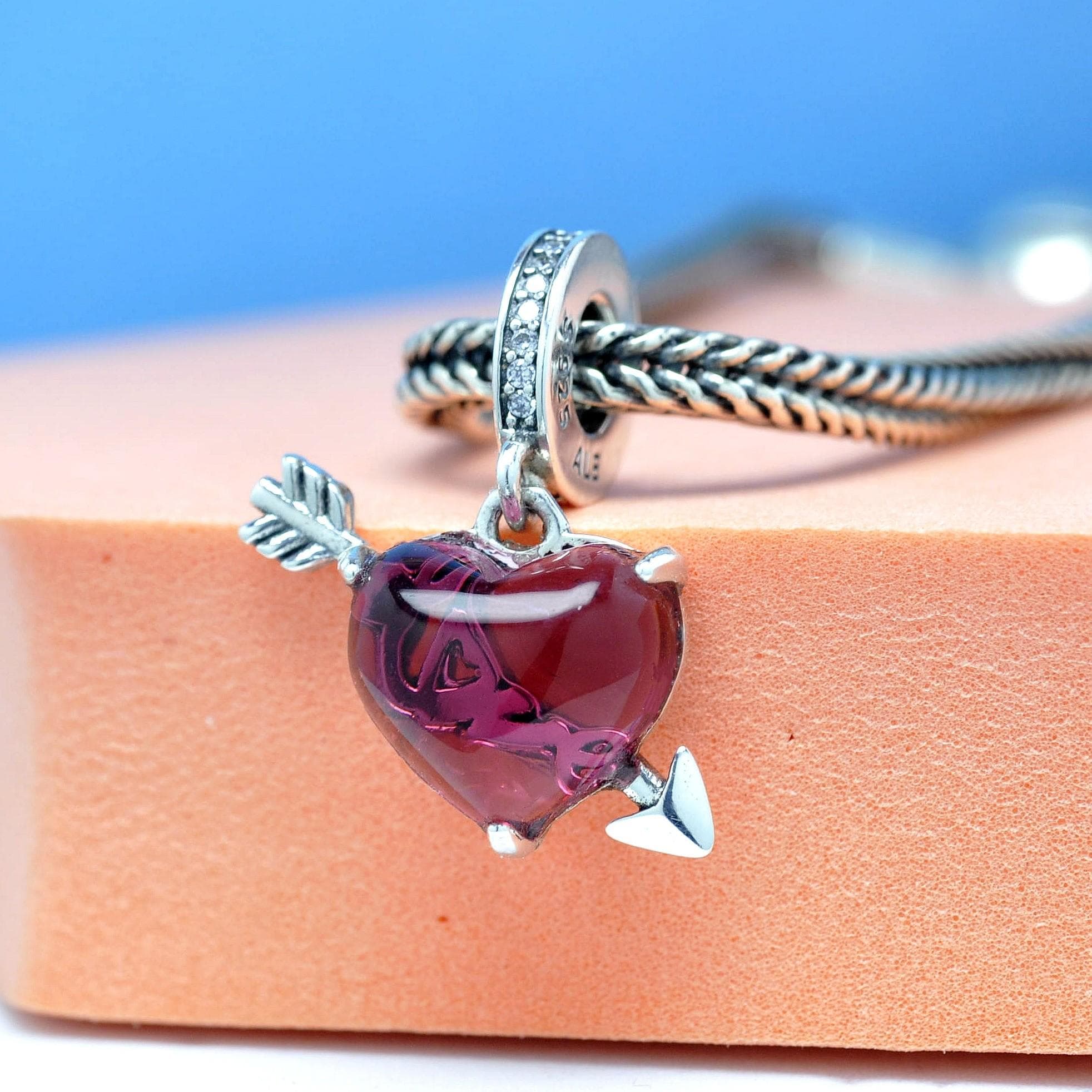 Pandora red heart - Etsy 日本