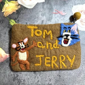 Handgemachte Tom und Jerry Filz kleine Geldbörse / Wollfilz Reißverschluss Tasche / Filz Geldbörse / Geldbörse für sie / Geschenk für sie