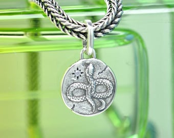 Sterling Silver ME Infinity Snake Medallion Dangle Charm / Pendant インフィニティ スネーク メダリオン チャーム
