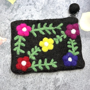 Handgemachte fünf farbige Blumen Filz kleine Geldbörse / Wollfilz Reißverschluss Beutel / Filz Geldbörse / Filz Geldbörse / Brieftasche für Sie / Geschenk für Sie