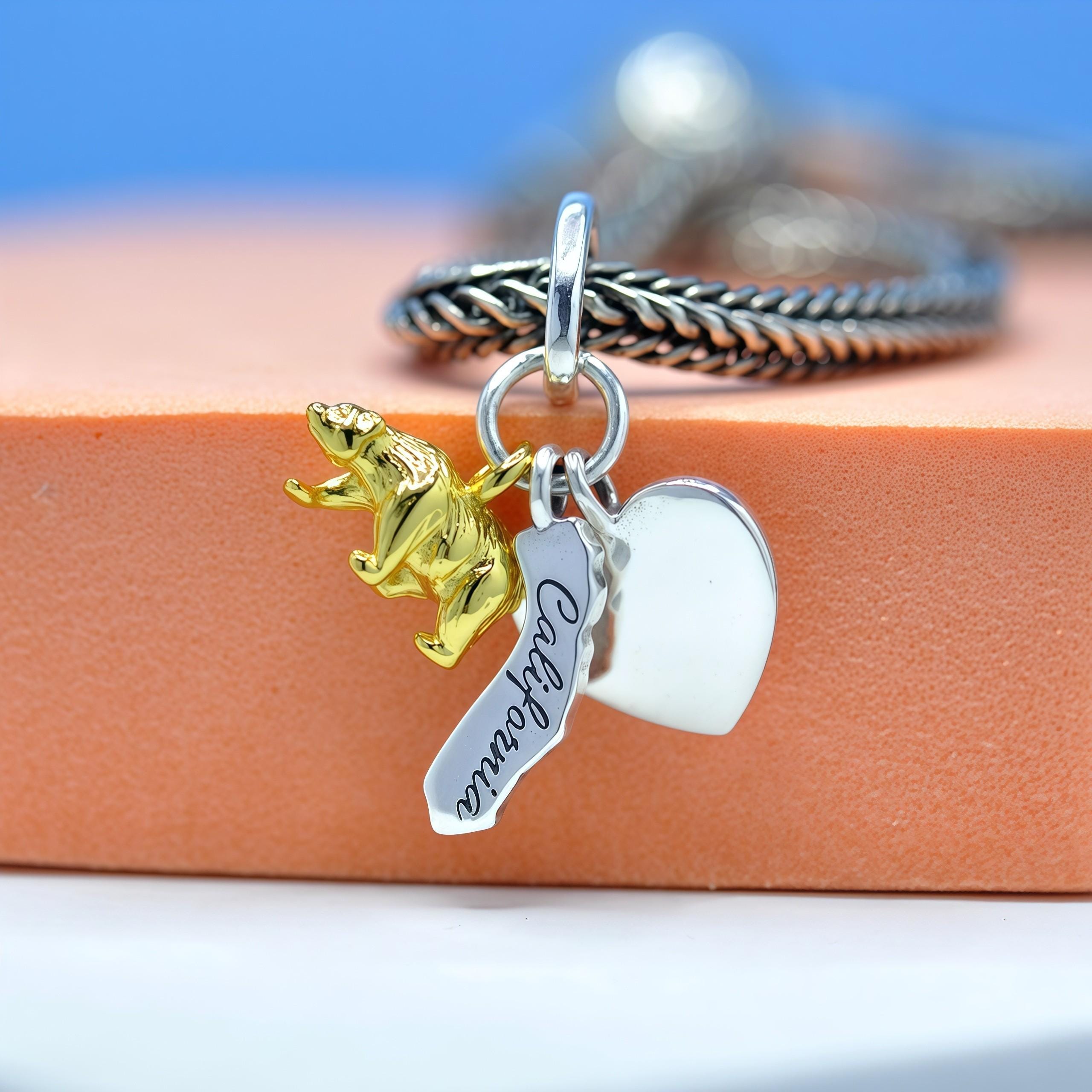 Pandora california charm - Etsy 日本