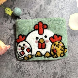 Petit sac à main en feutre fait main poussin / pochette à fermeture éclair en feutre de laine / sac à main en feutre / portefeuille pour femme en feutre / portefeuille pour elle / sac en feutre / cadeau pour elle