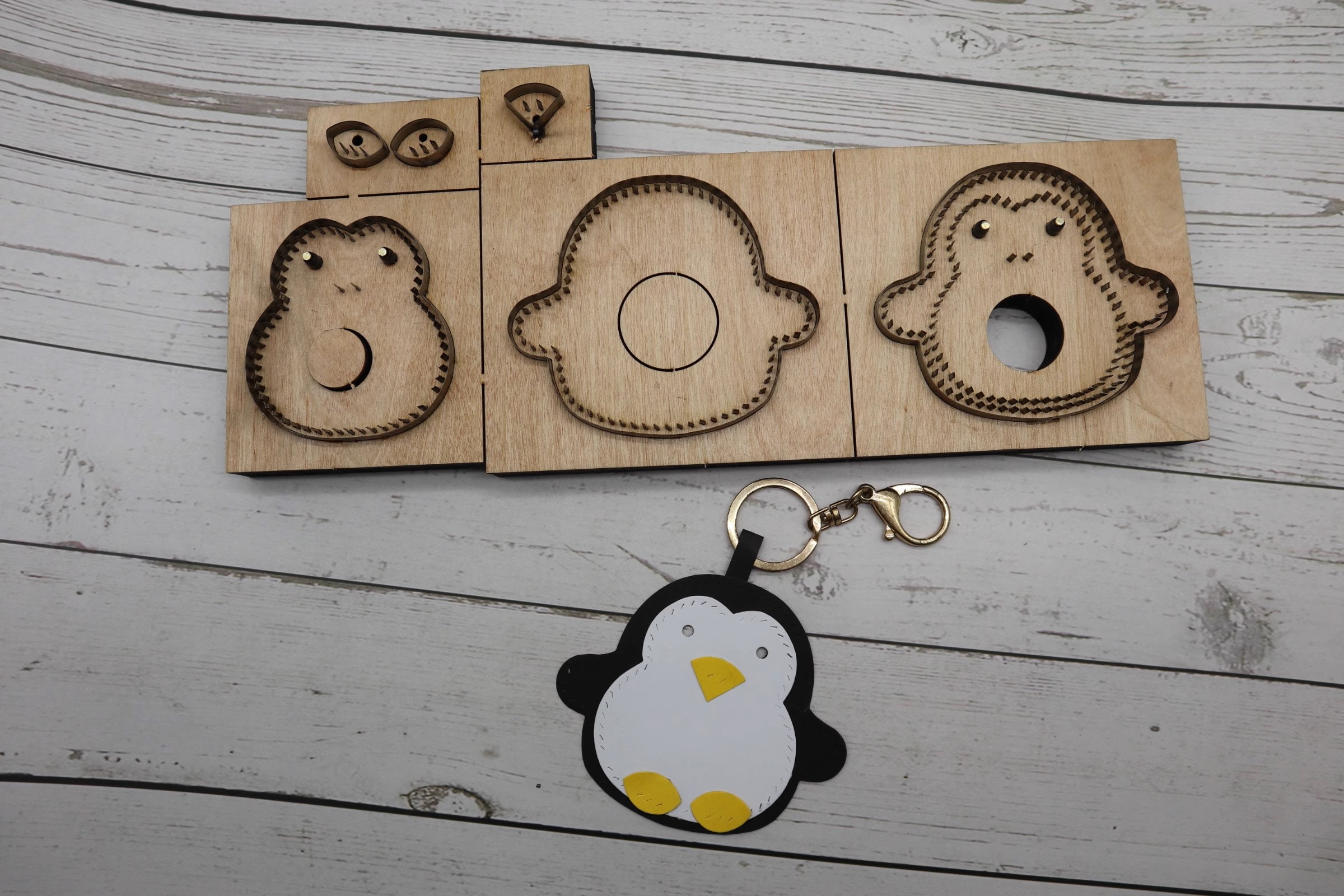 Penguin pendant Leather Cutting Die Cut Mold, Handmade customization Leather Crafts, Leather Crafts Kraft Tool