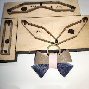 Pendentif clé en forme de noeud dans le moule, personnalisation à la main, artisanat du cuir, outil kraft pour l'artisanat du cuir