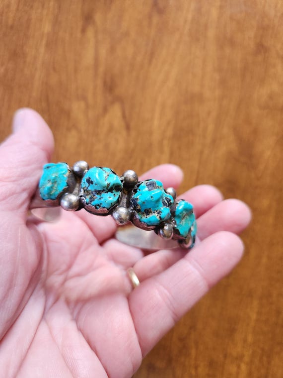 Unsigned Silver Turquoise Nugget Cuff Bracelet - image 13