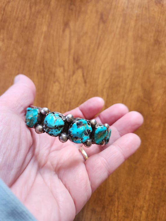 Unsigned Silver Turquoise Nugget Cuff Bracelet - image 10