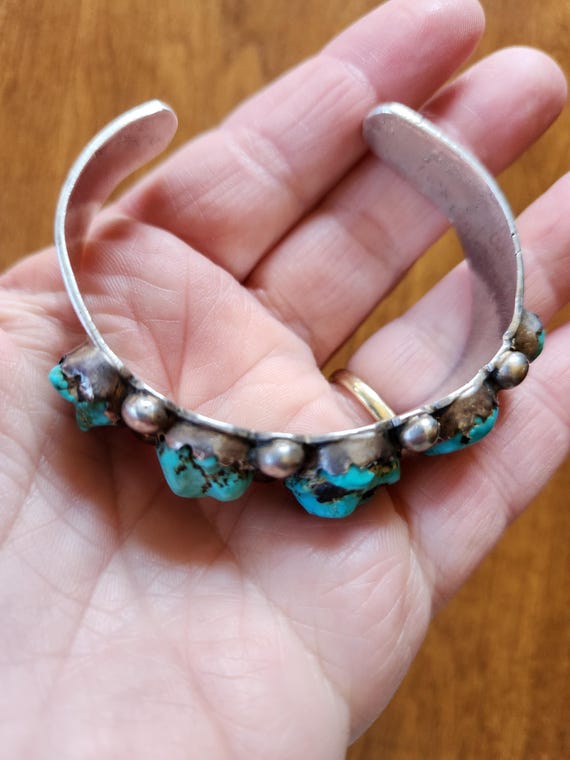 Unsigned Silver Turquoise Nugget Cuff Bracelet - image 7