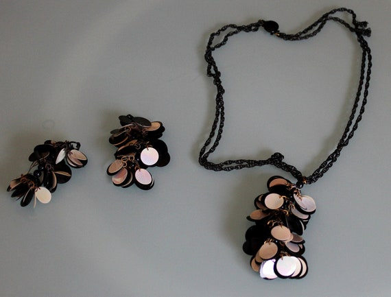 Flapper Necklace, Funky Vintage Necklace and Earr… - image 4