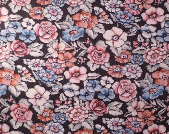 Flower Mixture - Vintage Fabric - Cotton - Marcus Brothers