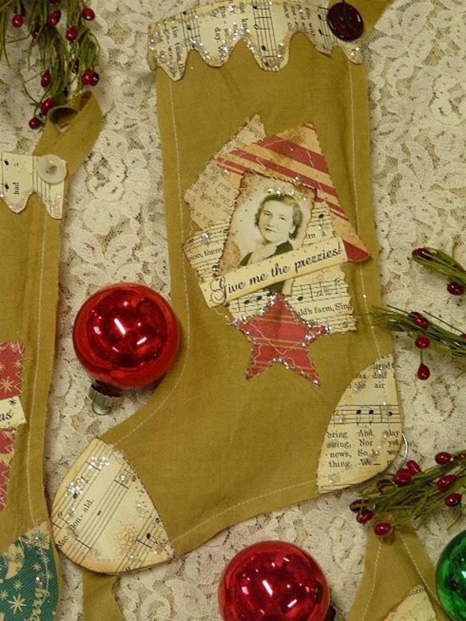 Primitive Christmas Stocking Mitten Star PDF Pattern - Ornie Ornament ...