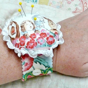 Wrist Cuff Pincushion Pattern PDF - primitive bracelet pin keep cushion band specialty fabric rubber stamps buttons scrunched seam binding