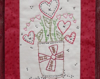 VALENTINE embroidery bouquet PATTERN - PDF primitive stitchery heart quilt pdf wallhanging decor posies flowers