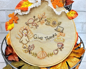 Give thanks wreath Stitchery PDF Pattern - embroidery design banner turkey pilgrim mushroom pumpkin thanksgiving