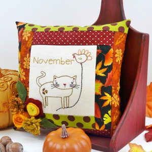 November Kitty Cat embroidery pillow Pattern PDF stitchery wool felt flowers month balloon thanksgiving turkey image 7