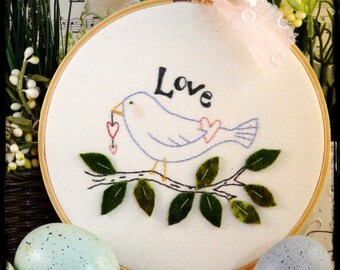 Love Bird embroidery PDF Pattern -  wool primitive stitchery hoop art fabric tree leaves heart spring