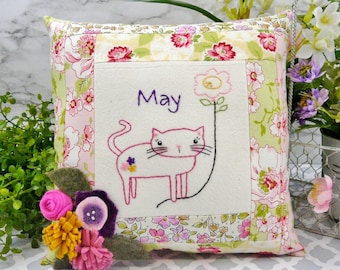 May Kitty Cat embroidery pillow Pattern PDF - spring wool felt flowers month balloon floral