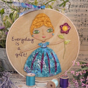 Everyday is a gift Girl Stitchery Pattern pdf hoop art - fabric vintage embroidery flowers