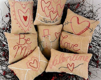 Valentine Mini Pillows ornies bowl fillers E Pattern - email Pdf  heart primitive stitchery embroidery  pinkeep pin cushion tuck