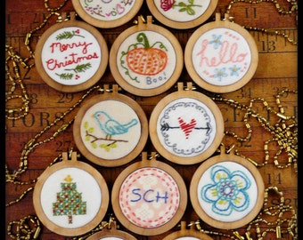 12 Mini Hoop Anhänger Stickmuster PDF - Designs Halskette Schmuck Rahmen Herz Blume