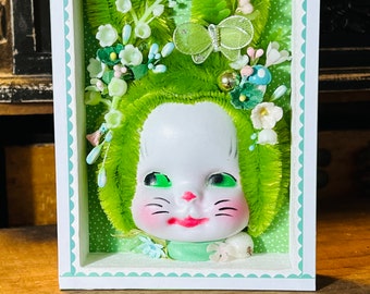 Vintage Handmade Chenille Bunny Rabbit Shadowbox, Anthropomorphic, Millinery Flowers, Kitschy Decor, Rabbit Gift, KITSCH, Kawaii, Green