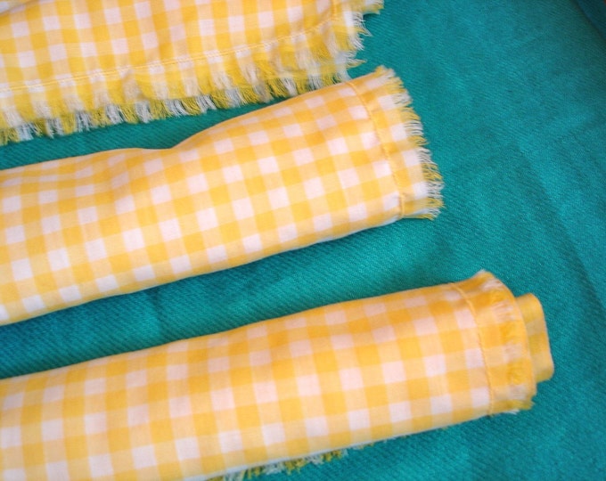 4 Vintage Yellow Gingham Placemats Etsy