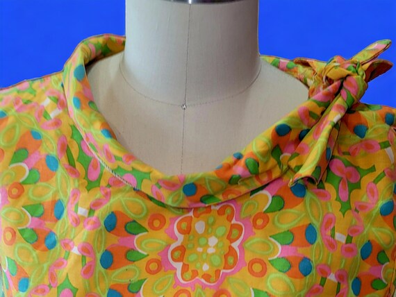 Vintage 1960's Mod Psychedelic House Dress XXL - image 4