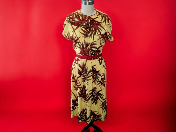 Vintage 1940's/1950's Yellow Tropical Dress - image 1