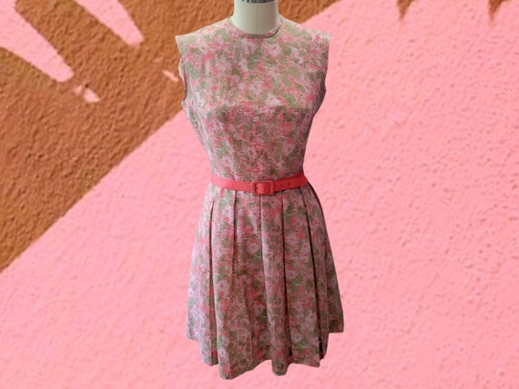 1950's/1960's Floral Cotton Daisies Dress - image 1