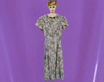 1940's Floral Cotton Zip Up Dress