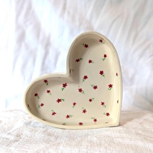 Ceramic Heart Shaped Catchall Trinket Bowl Dish