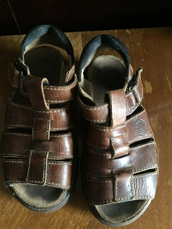 Vintage size 38 Doc Martin Air Wave sandals