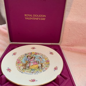 1978 Vintage Royal Doulton decorator collectible Valentine’s Day plate love