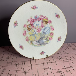 1976 Vintage Royal Doulton decorator collectible Valentine’s Day plate love
