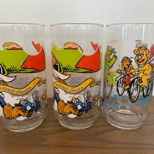 1981 McDonald&#39;s The Muppets promotional glass. Glass features Kermit, Fozzie Bear, and Gonzo