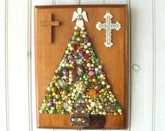 Vintage Handmade Jewelry Bead Collage Christmas Tree Mosaic Wall Hanging