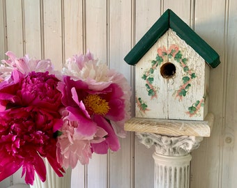 Handmade Vintage Painted Wood Decorative Birdhouse
