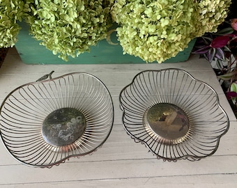 Vintage Metal Wire Basket Fruit Bowl Your Choice Apple or Flower Shaped